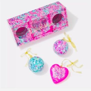 NIB Lilly Pulitzer Christmas Heart To Heart Ornament Set Pink Herring Ru…